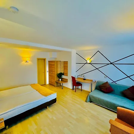 Отель Pilstinger Hof 3*