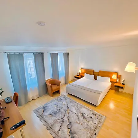 Pilstinger Hof 3*